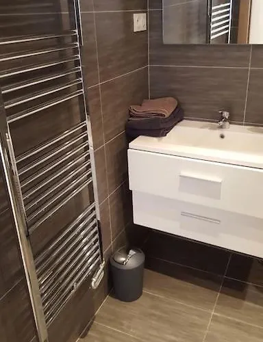 Vieille - Centre Historique & Apartment