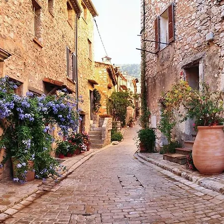 Ravissant Au Coeur Du Vieil דירה