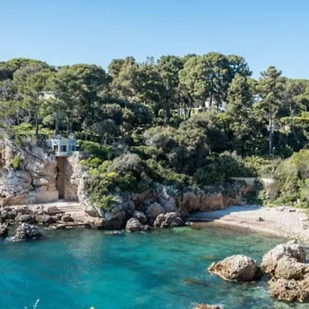 Ravissant Au Coeur Du Vieil *